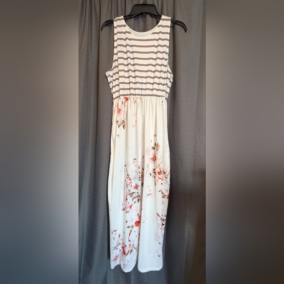 NWOT Striped Floral Maxi Dress Sz. M - Picture 1 of 3
